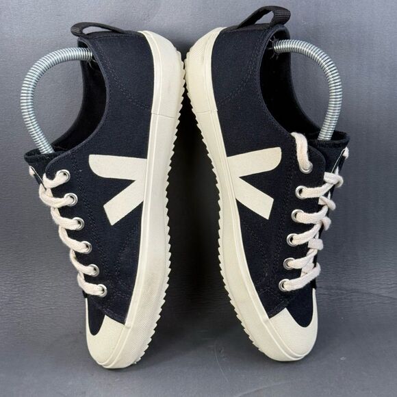 Veja Nova Canvas Low Black Pierre sneaker shoes men’s size 8 main image 6